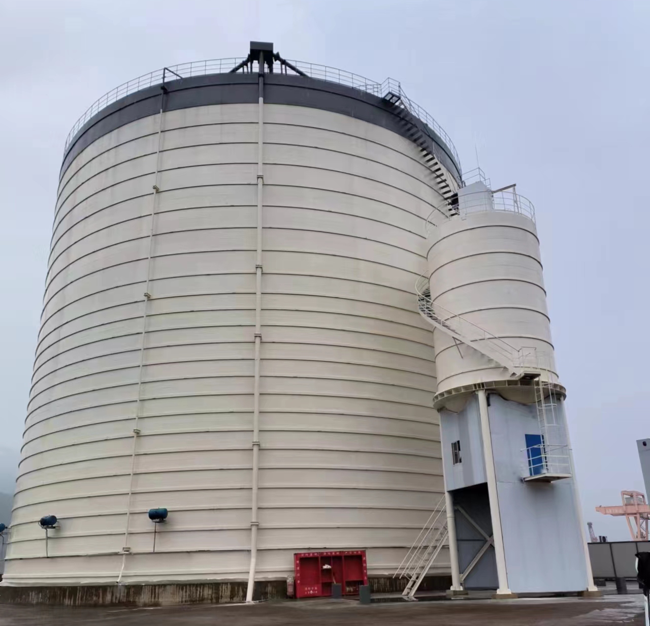 雨城10万吨水泥钢板库